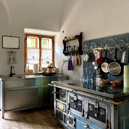 בית נופש Juvanova Hisa לוצ'ה