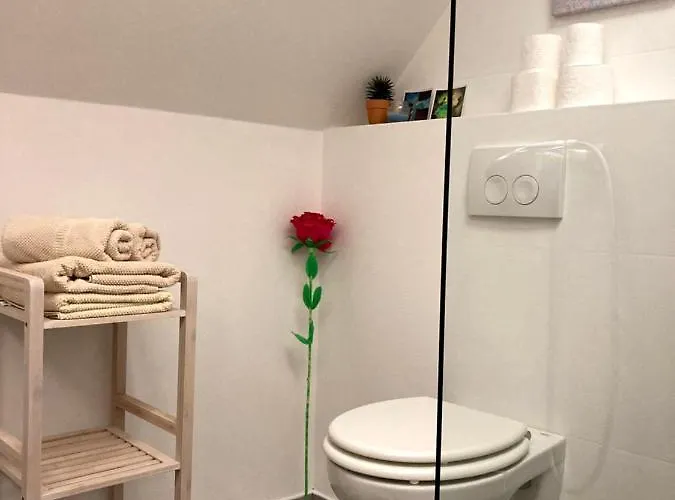 بيت للعطل Juvanova Hisa *